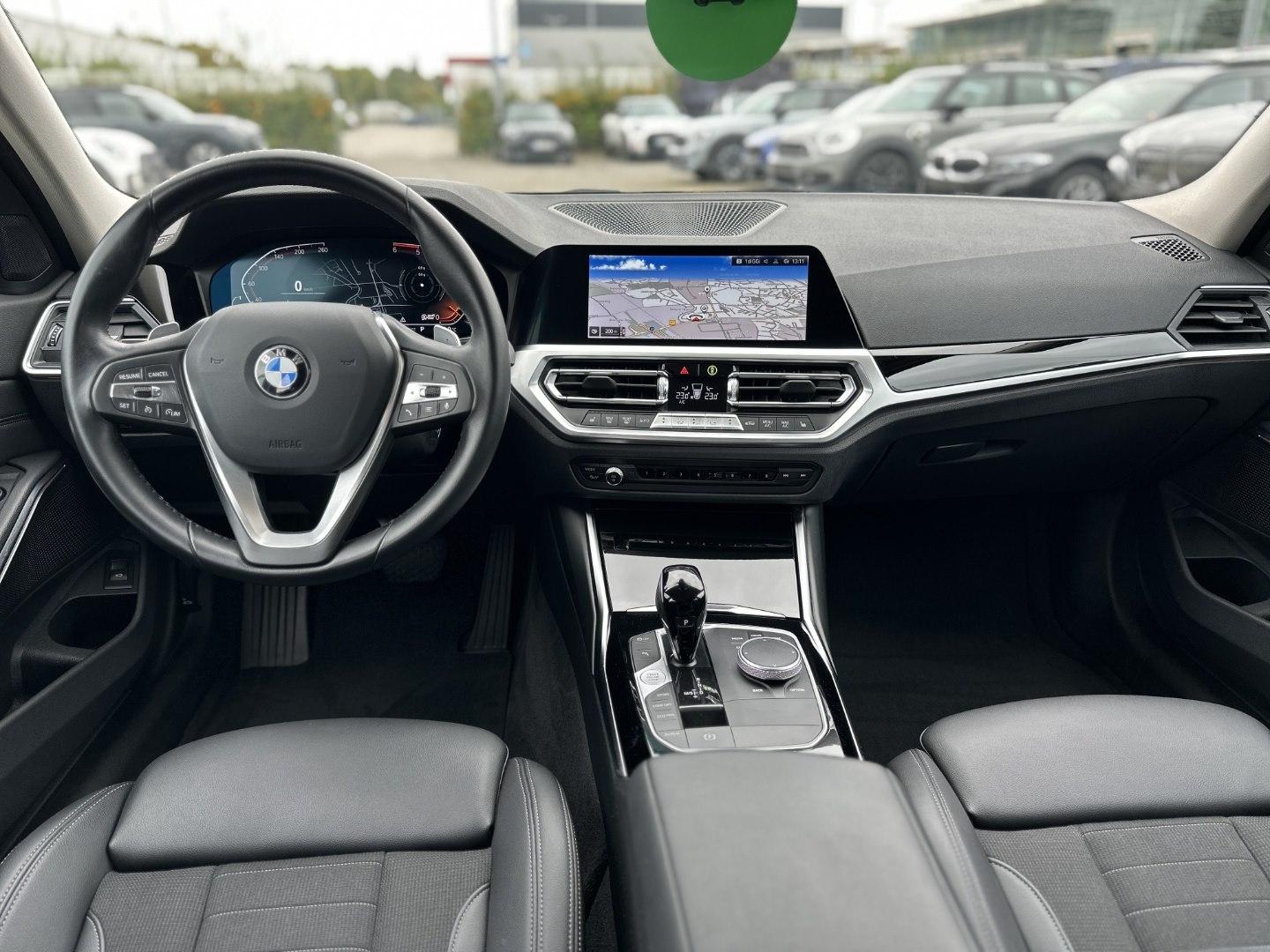 BMW 320d Touring Sport Line HiFi DAB LED WLAN RFK