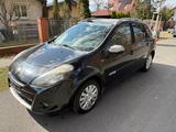 Renault Clio Grandtour Night & Day 1.6 16V 110 Auto ... - Renault Clio aus 2011: Grandtour