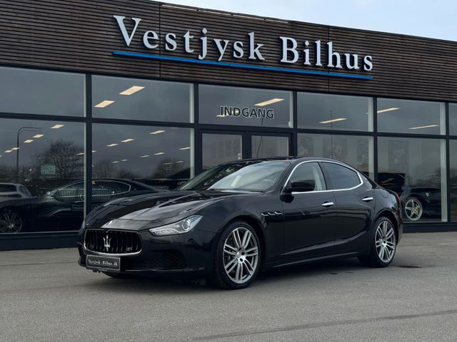 Maserati Ghibli 3.0 V6 S Q4  *NEW ENGINE*PANO*B&W*