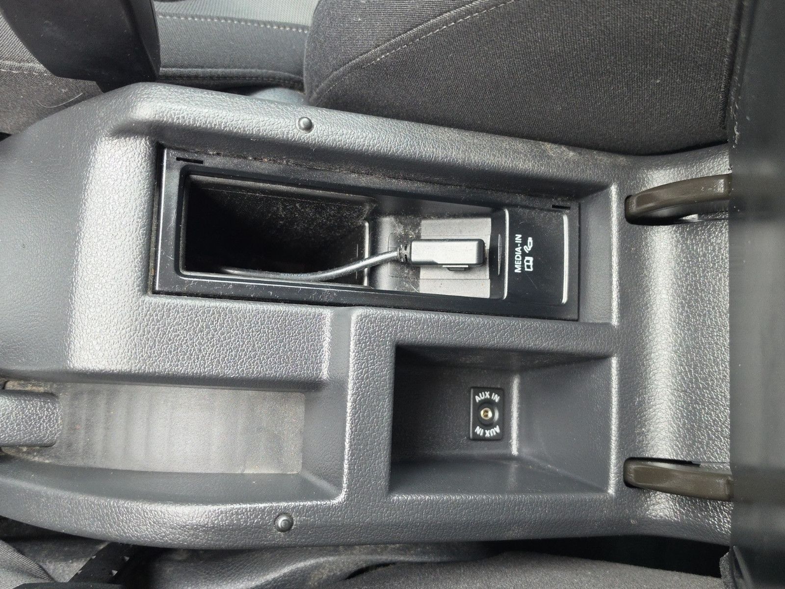 Fahrzeugabbildung Volkswagen Golf Plus VI Team AUTOMATIK STEUERKETT TÜV NEU