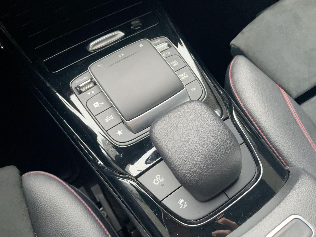 Fahrzeugabbildung Mercedes-Benz CLA 45 S 4M AMG/Night/360°/HuD/19''