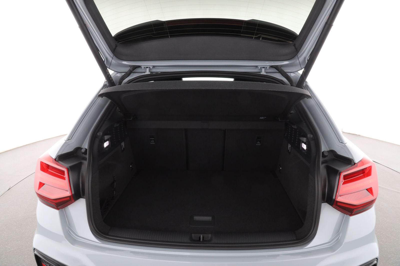 Audi SQ2 - Bild 10