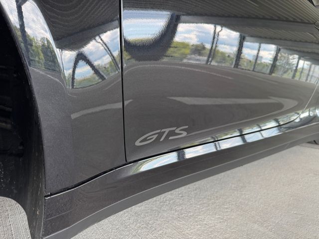 Porsche 992 GTS 4 Cabrio Facelift