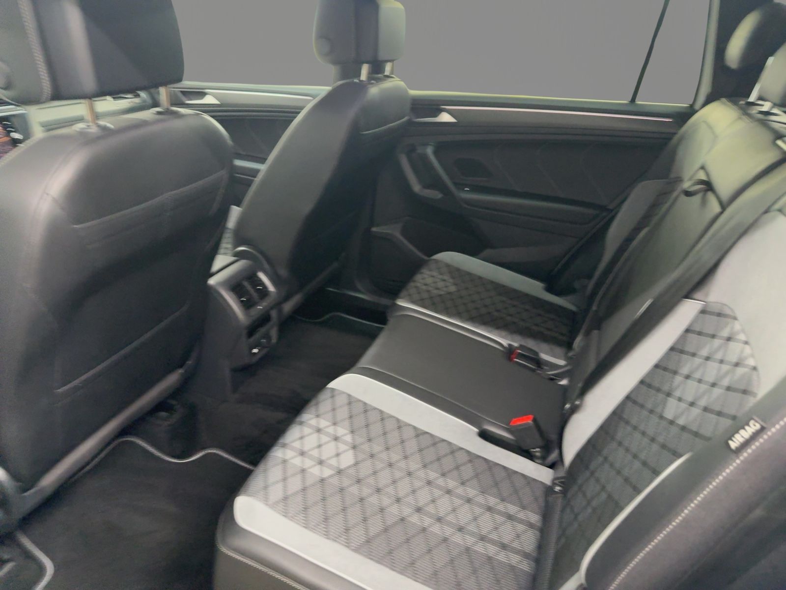 Volkswagen Tiguan Allspace - Bild 8