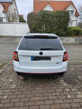 Skoda Octavia 2.0 TSI DSG RS 245 Combi RS - Skoda Octavia von privat