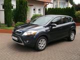 Ford Kuga 2.0 TDCi 2x4 Titanium Top Zustand - gebrauchte Ford Kuga aus dem Jahr 2009