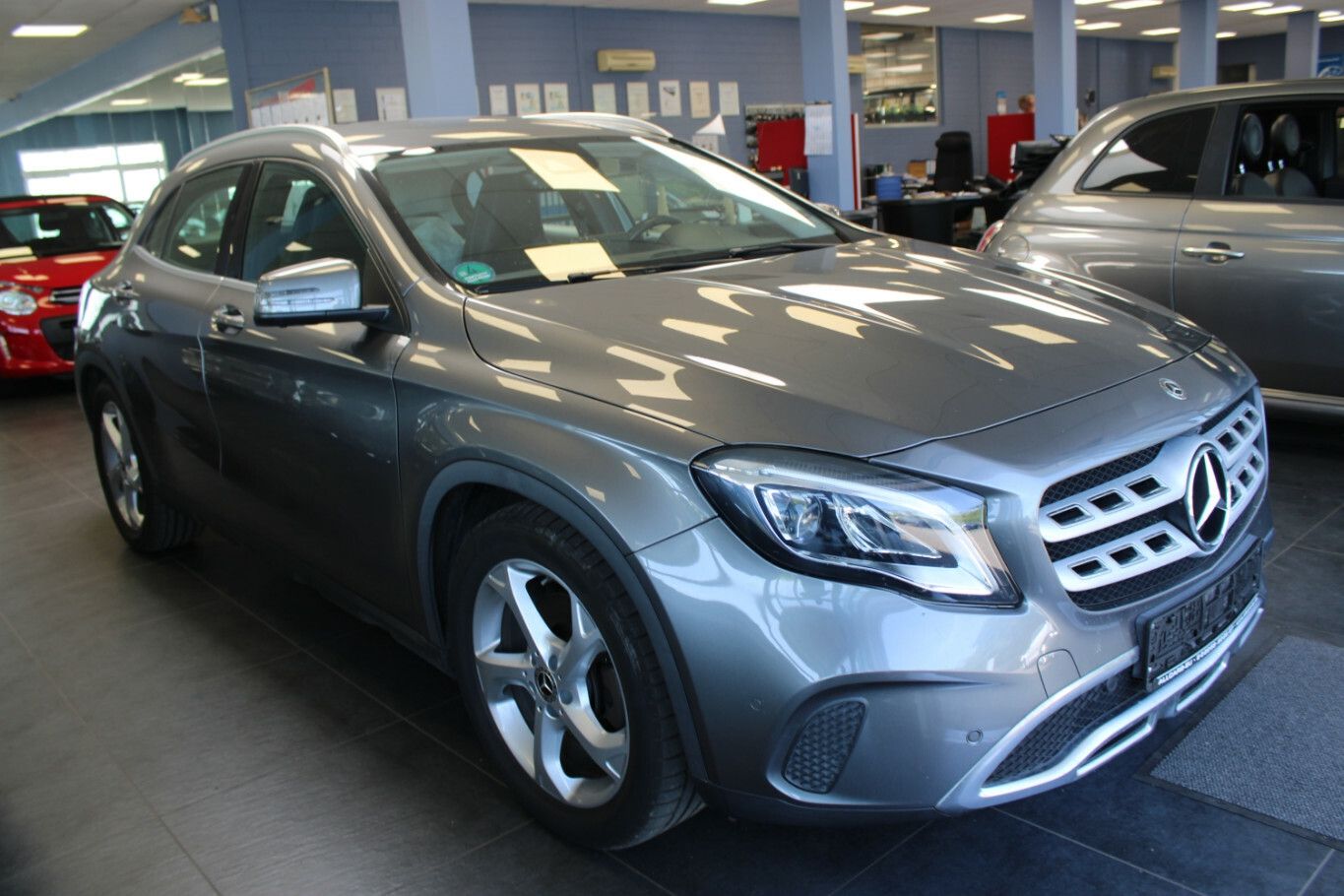 MERCEDES-BENZ GLA 220 4Matic 7G-DCT Urban