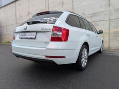 SKODA Octavia Combi 4x4 2.0TDI 150PS DSG AHK Carplay