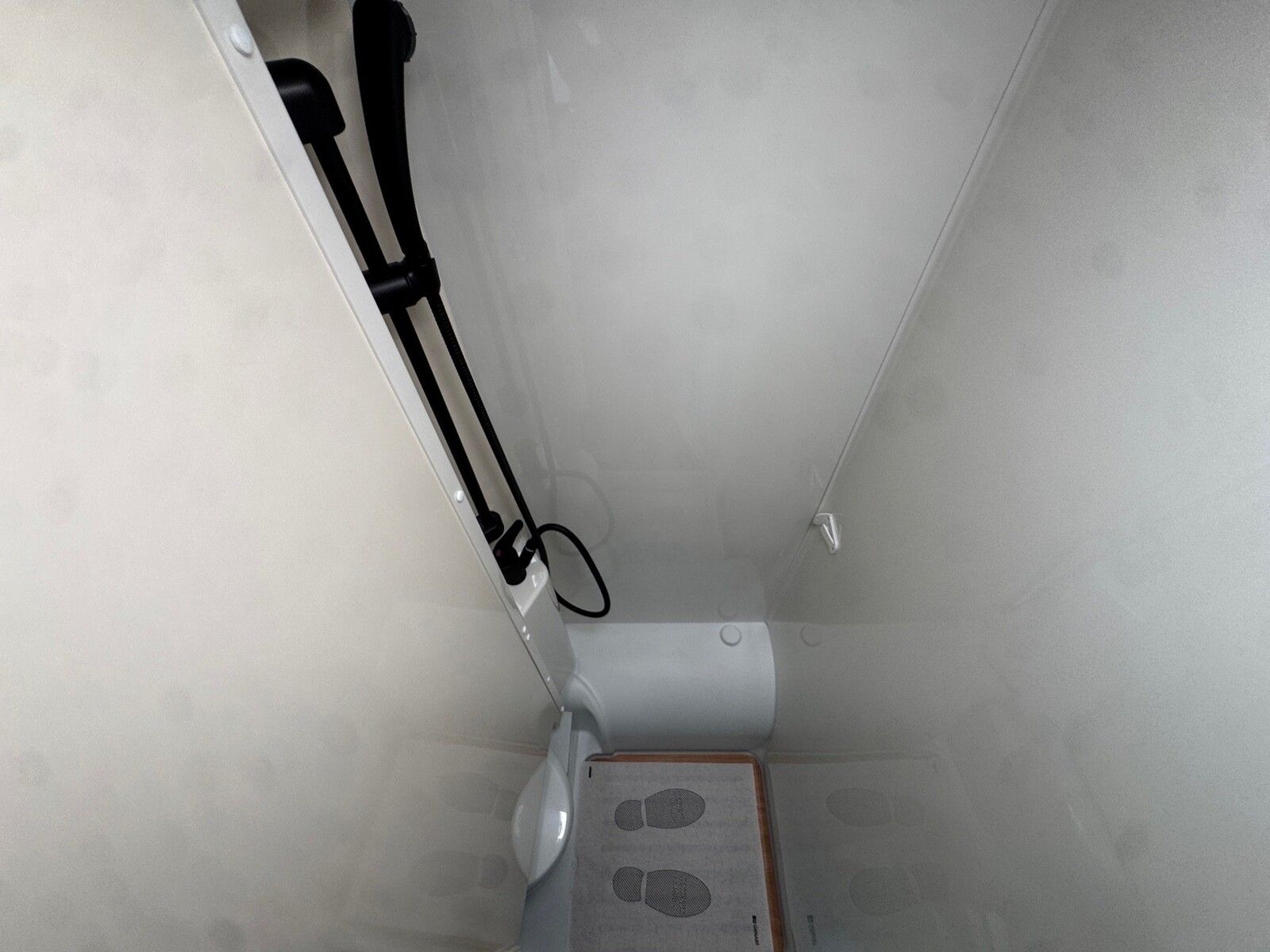 Fahrzeugabbildung Etrusco T-Modell Base 6.9 SBC ACC,Solar,Markise,LTE,TV