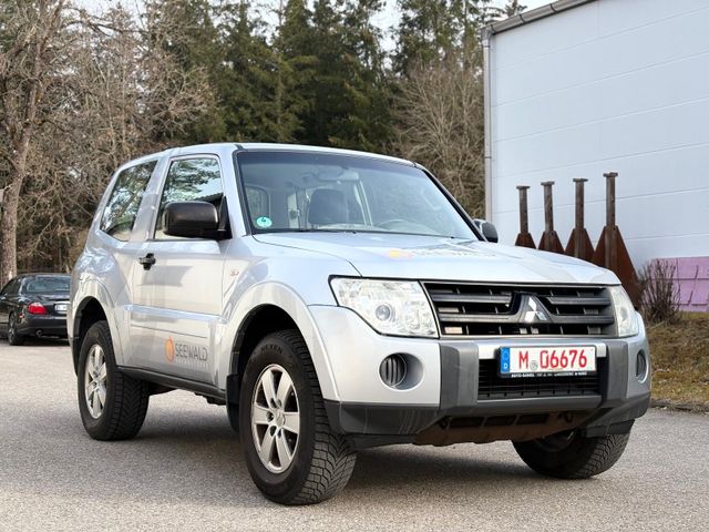 Mitsubishi Pajero 3.2 DI-D Invite