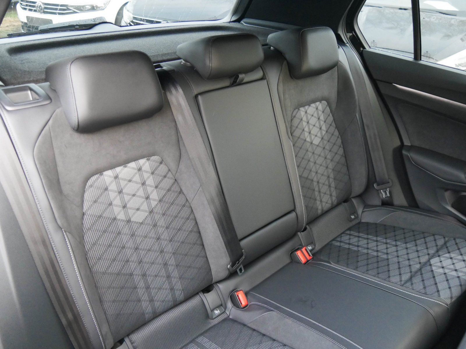 Volkswagen Golf - Bild 4