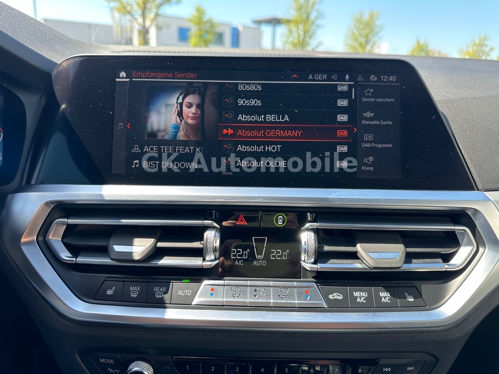 Fahrzeugabbildung BMW 318d Touring Sport-Line/Shadow-Line/Navi/Laser