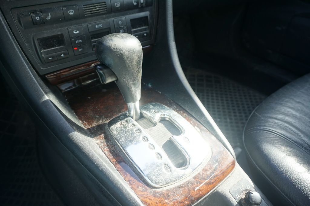 AUDI A6 10