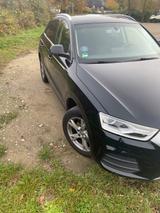 Audi Q3 1,4 TFSI Automatik, Xenon,Navi, AHK - Audi Q3 in Rostock