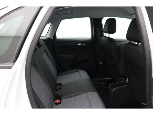 Fahrzeugabbildung Opel Crossland 1.2 Elegance AUT LED SH AppleCP