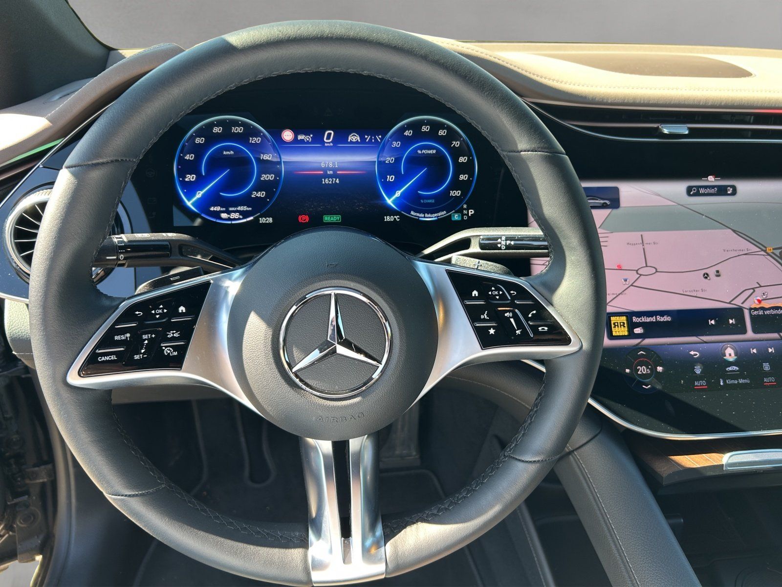 Fahrzeugabbildung Mercedes-Benz EQE500 Prem+ HYPER Massage TV Nappa AIRMATIC HAL