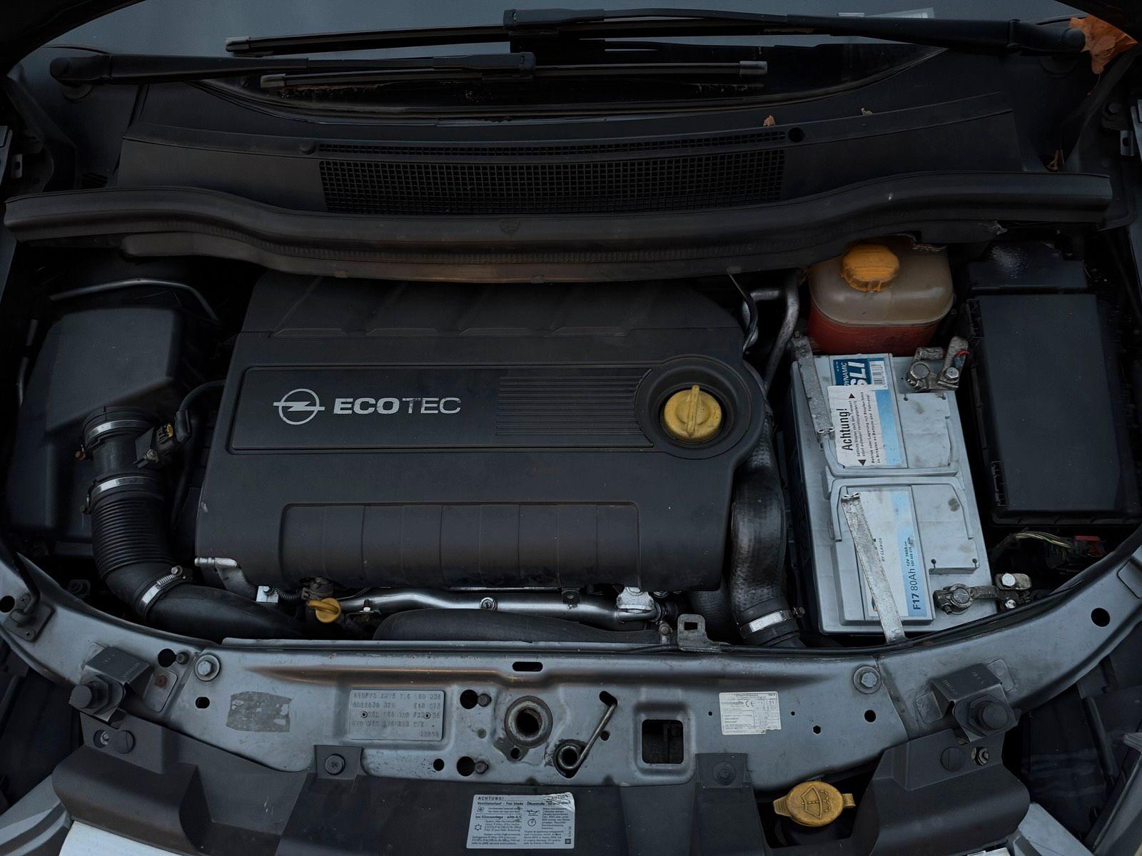 Opel Zafira 2005 — photo 13