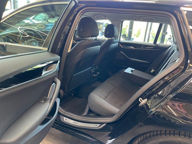 BMW 520 Touring 520 d *1.HAND*HUD*NAVI*KAM*LED*AHK*