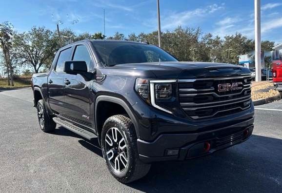 GMC Sierra 1500 AT4 Crew Cab Short Box MY2025