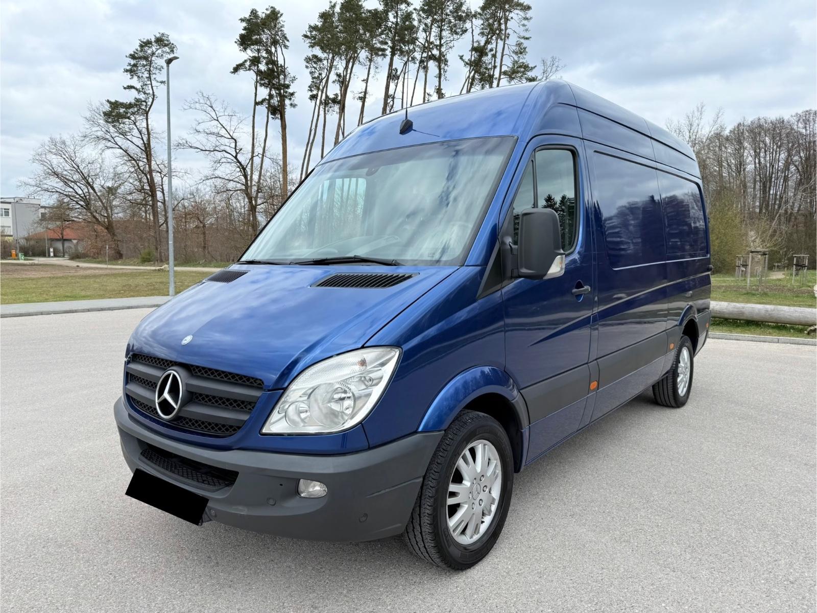 Mercedes-Benz Sprinter 319 3.0 CDI V6*Automatik*L2H2*Klima*AHK