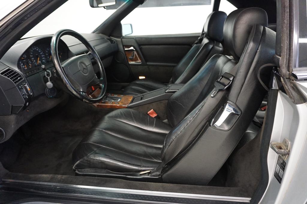 Mercedes-Benz SL 300