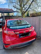 Honda Civic - Honda Civic aus 2007 mit Benzin-Antrieb