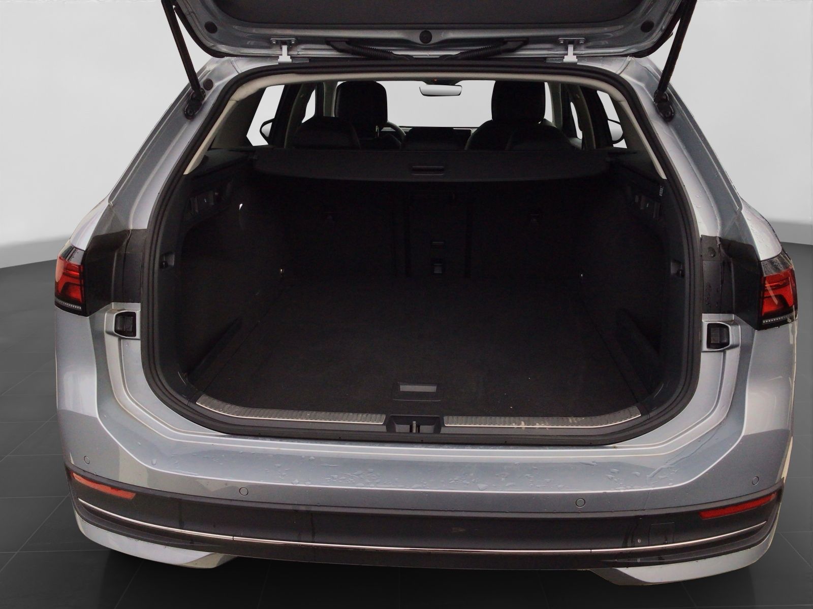 Volkswagen Passat Variant - Bild 17