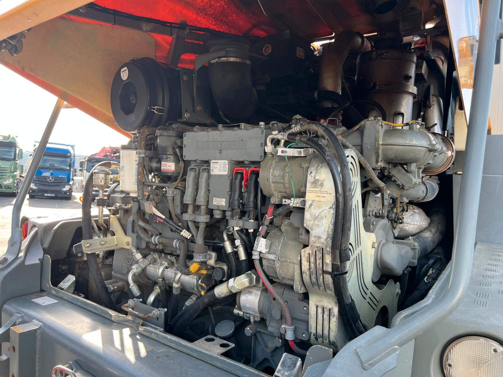 Fahrzeugabbildung Liebherr L 556 / 5.574h / Waage / Zentralschmierung