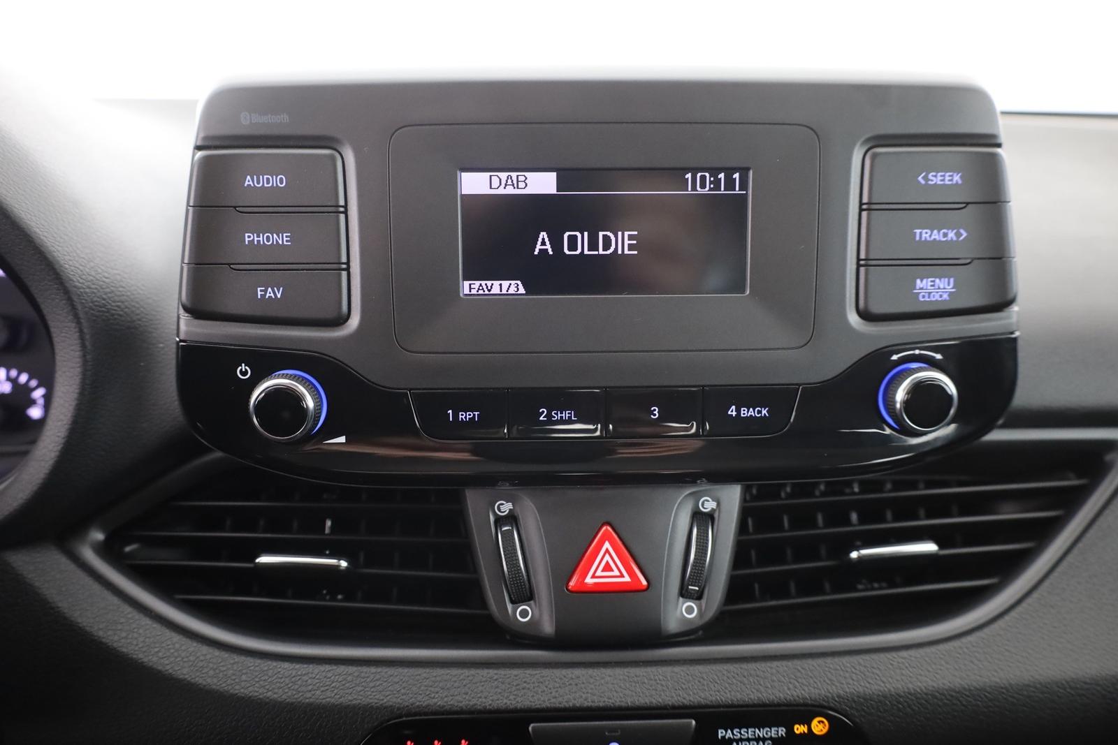 Hyundai i30 1.5 Pure DAB Tempomat Bluetooth Klima, миниатюра 11