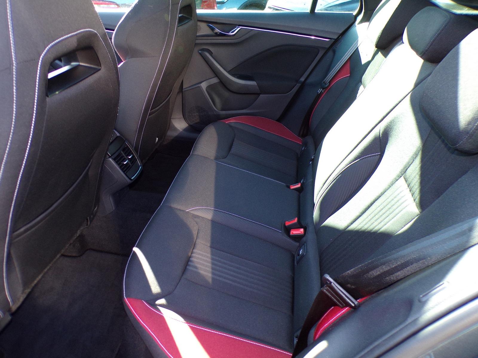 Skoda KAMIQ 1.5 TSI DSG MONTE CARLO AHK+LED'S+SITZHZG