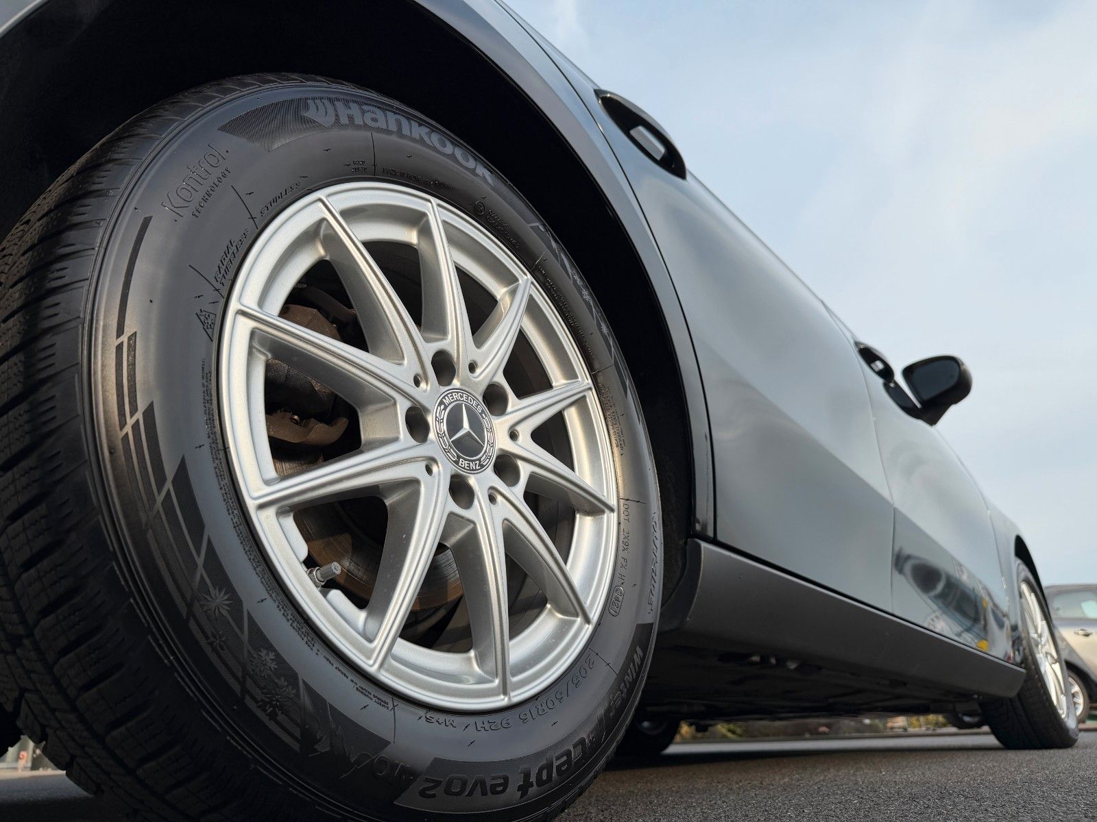 Fahrzeugabbildung Mercedes-Benz A 200 d LED+R-Kamera+TOTW+Carplay+IHC