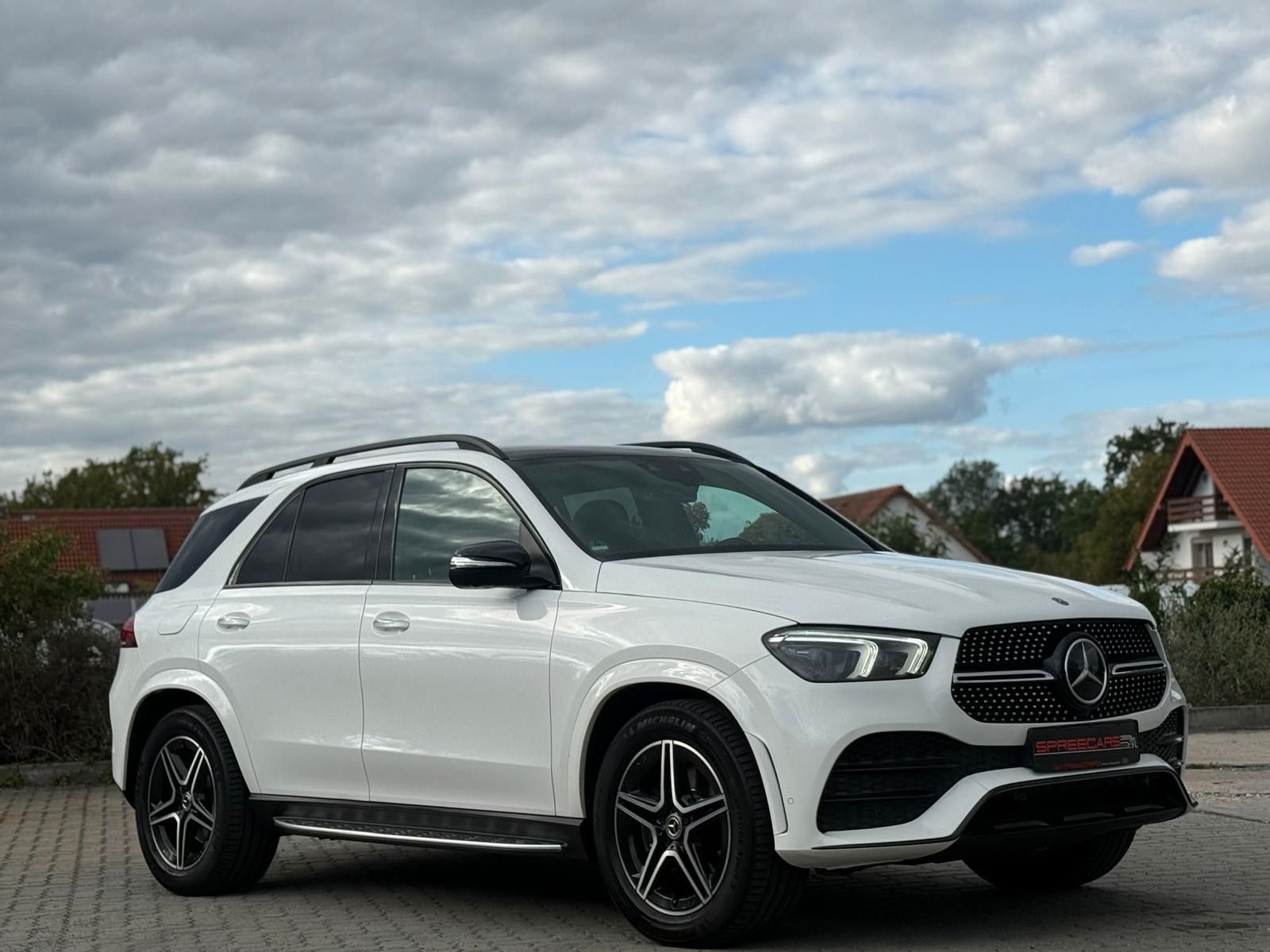 Mercedes-Benz GLE 300d 4Matic AMG-LINE foto 4