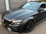 Mercedes-Benz C 63 AMG Coupé Magno Perf-Sitze Pano Burm Carbon - Mercedes-Benz C 63 AMG: Carbon