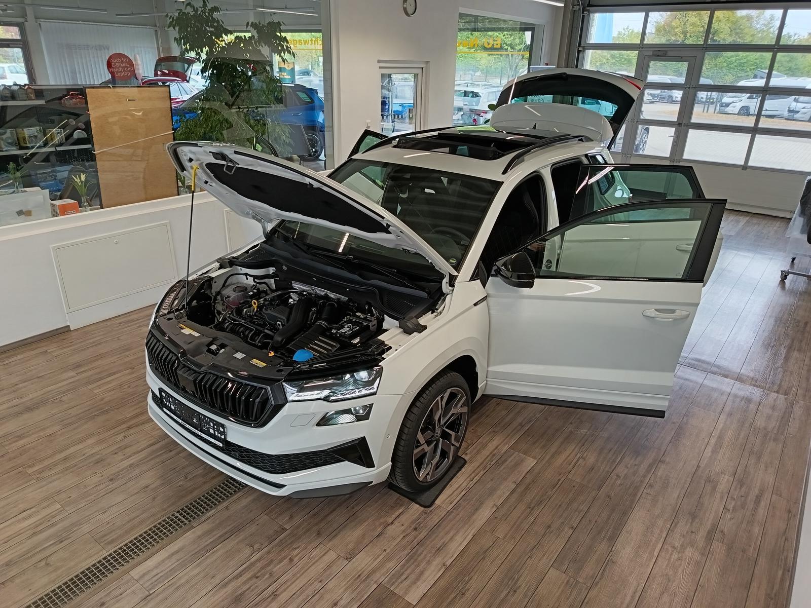 Skoda Karoq Sportline 1,5 TSI DSG*AHK*PSD*STD.HZG*NAVI