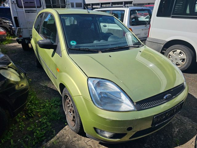 Ford Fiesta Bj 2005, gelb