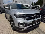 Volkswagen T-Cross UNITED 1.0 TSI DSG Ganzjahresreifen - VW T-Cross Gebrauchtwagen in Frankfurt