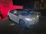 Volkswagen ID.3 Pro Performance Business 58 kwh matrix LED  - VW ID.3 von privat