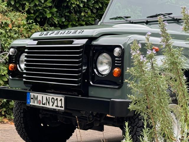 Land Rover Defender 90 E Station Wagon,2. Hand, richtig gut