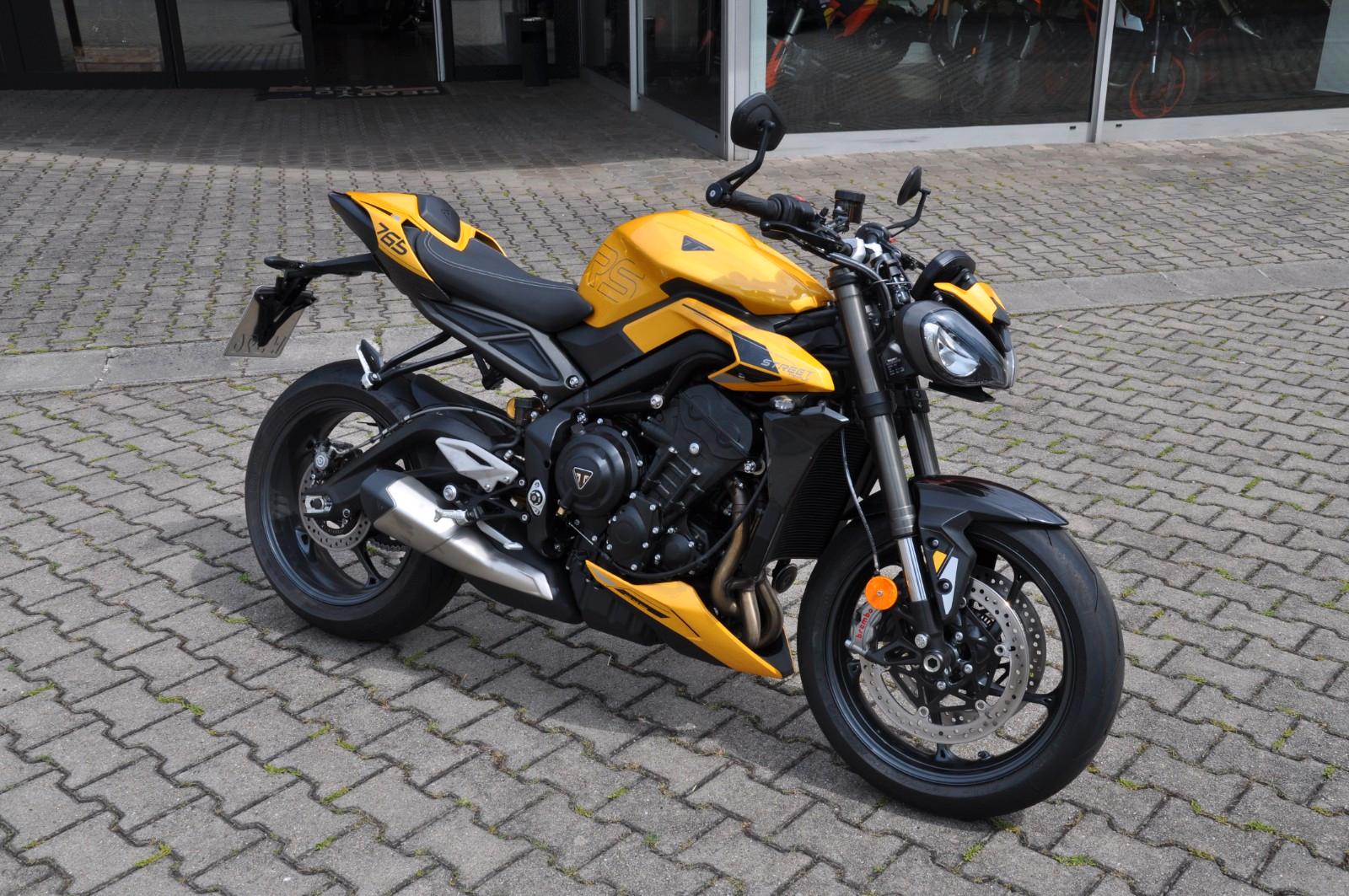 Triumph Street Triple RS