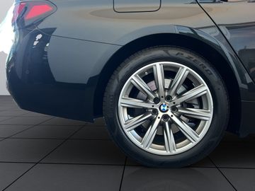 BMW 520 - 5
