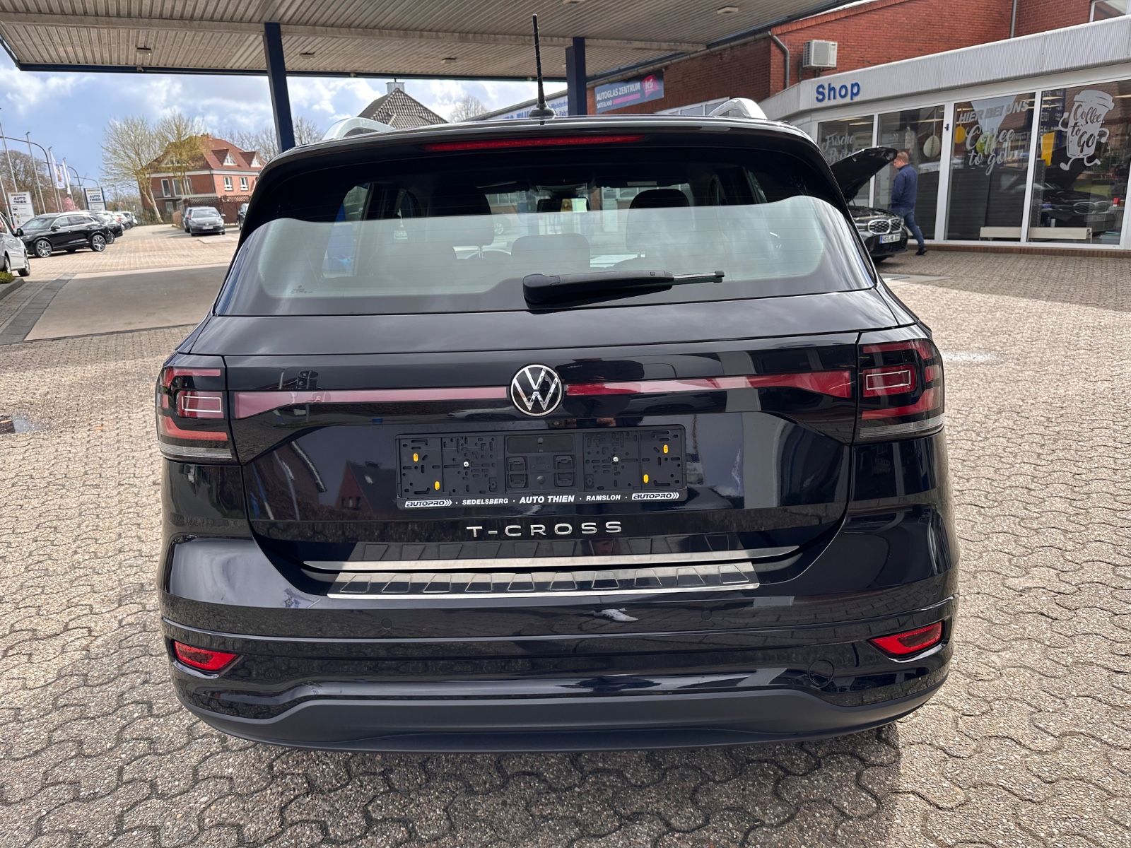Fahrzeugabbildung Volkswagen T-Cross Style R Line 1.5 TSI DSG LED/Navi/ACC/AP