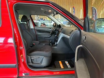 Skoda Yeti Ambition *SportSitze*TEMPO*PDC*2-Zonen*