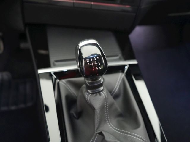 Astra L ST GS+LED LICHT+360 GRAD KAMERA+SITZ-/LE