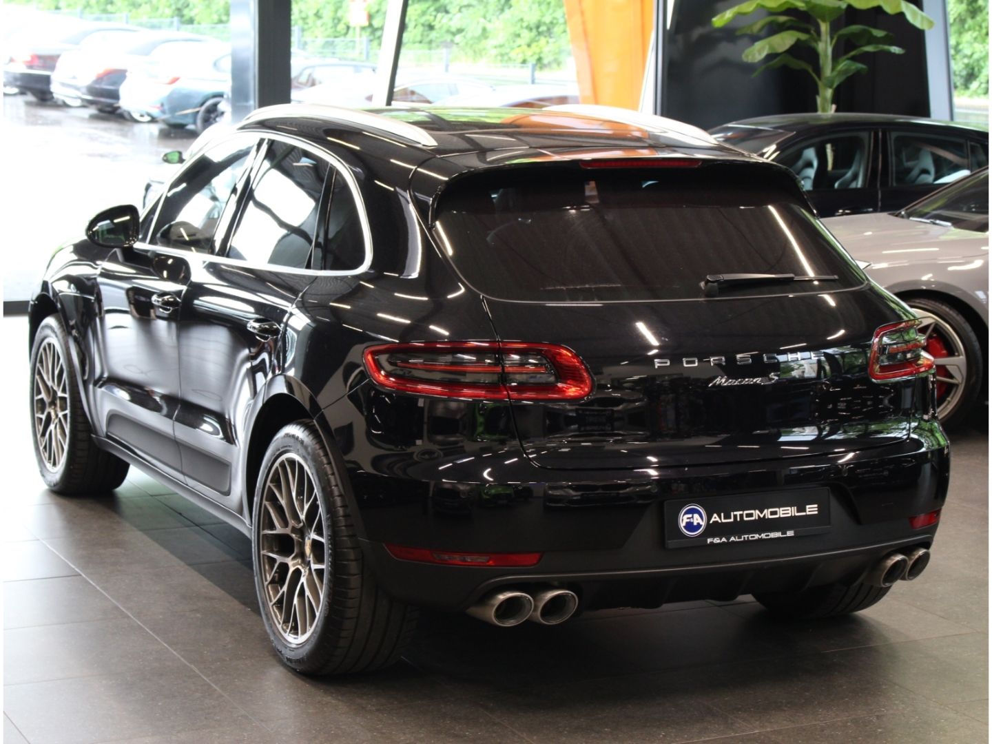Fahrzeugabbildung Porsche Macan S Diesel Sport Design 1. Hand*Pano*Bose