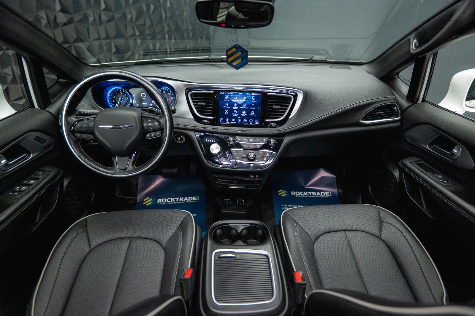 Fahrzeugabbildung Chrysler Pacifica 3.6 V6 LIMITED Night *Pano*CarPlay*ACC