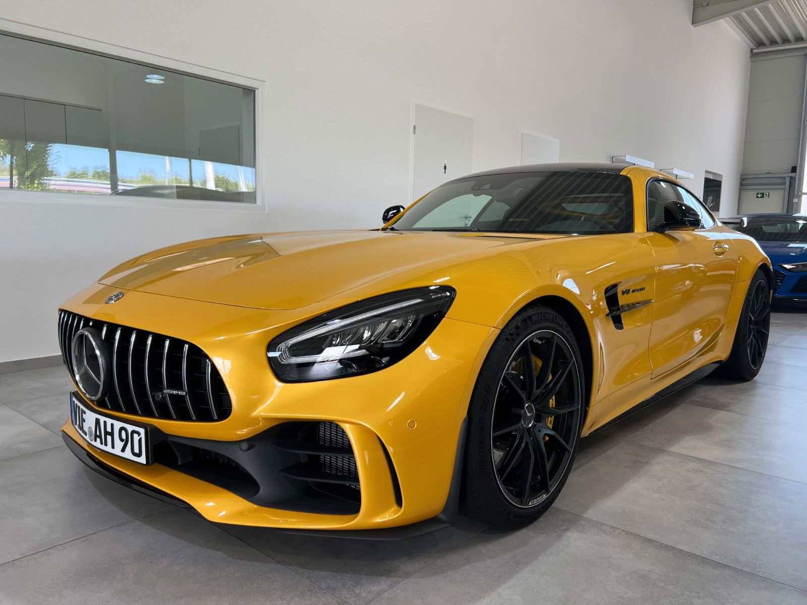 MERCEDES-BENZ AMG GT R Coupe Burmester/Track Package/Carbon P.