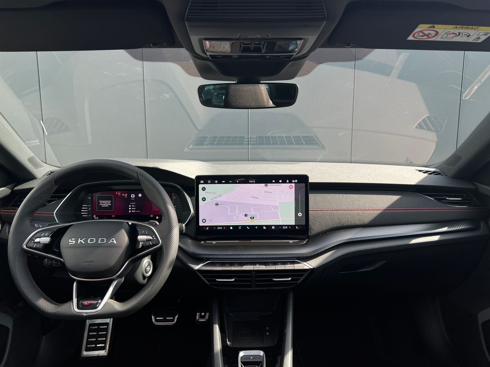 Fahrzeugabbildung SKODA Octavia Combi RS 2.0 TSI DSG *Panorama, AHK, Ind