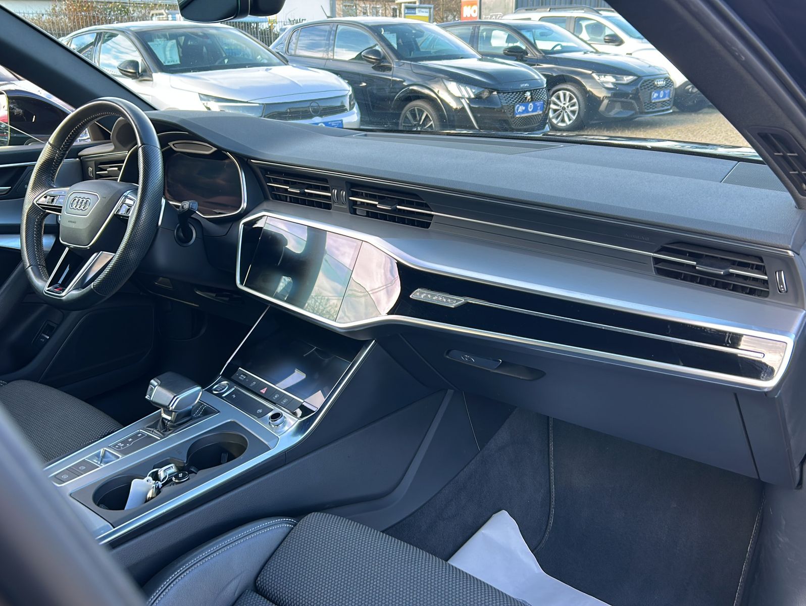 Fahrzeugabbildung Audi A6 Avant 50 TDI quattro S-Line / Sport