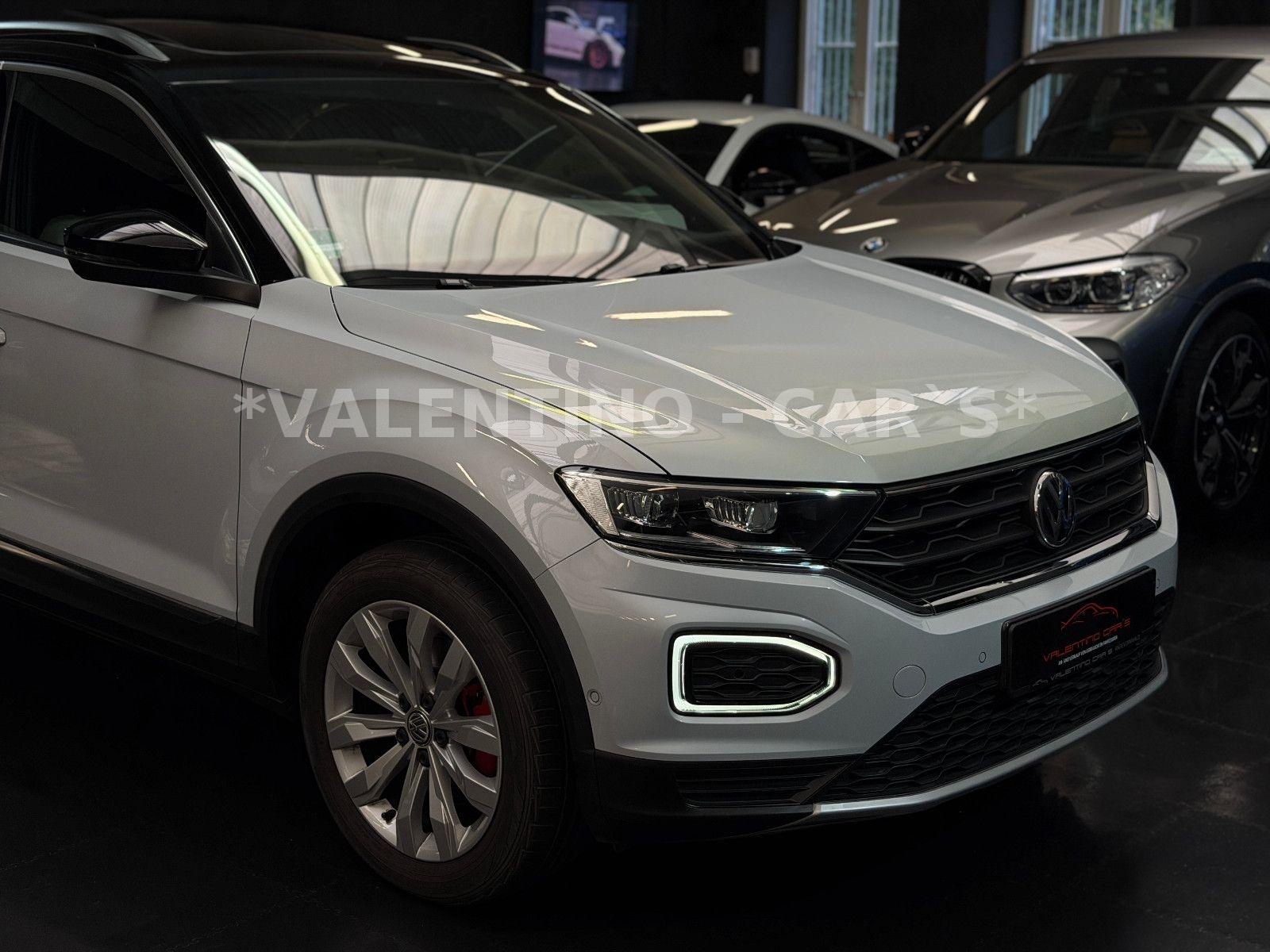 Volkswagen T-Roc Sport 4M/Standh/Pano/AHK/Virtu/Assis/Beats