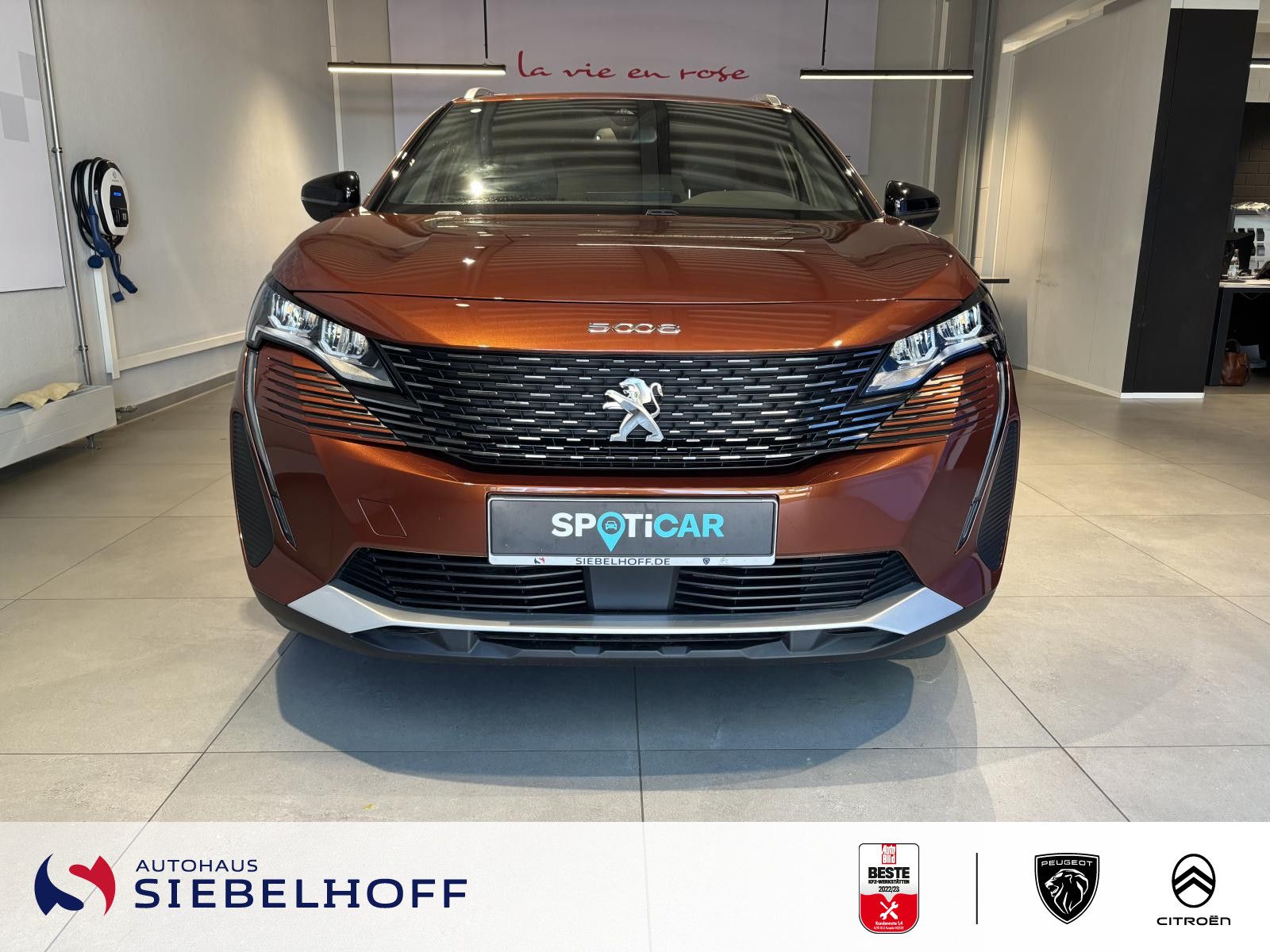 Peugeot 5008 Allure Pack Hybrid 136 e-DSC6 imagem 3